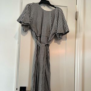 Sexy fun houndstooth print Zara dress